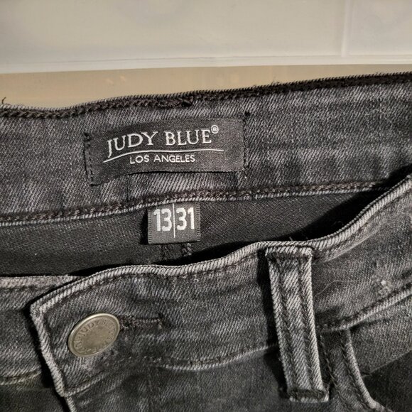 JUDY BLUE FLANNEL LINED BLACK DISTRESSED SKINNY JEANS SZ 13/31 - Picture 5 of 8